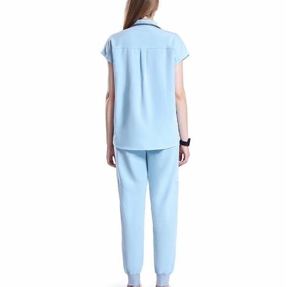 New nursing scrubs sets with jogger - Picture 2 of 5
